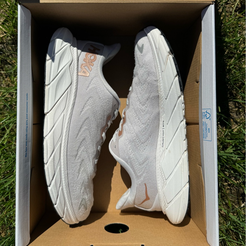 Hoka Arahi 6 Women’s